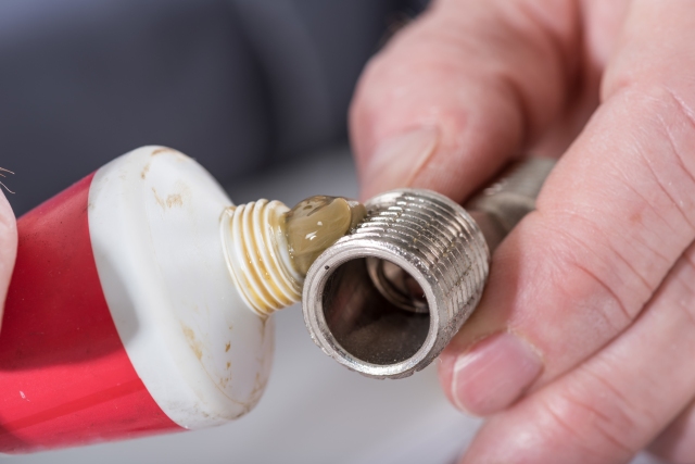 Emergency plumbers Chessington, Hook, KT9
