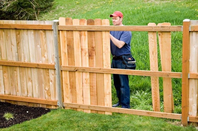 Fencing Chessington, Hook, KT9